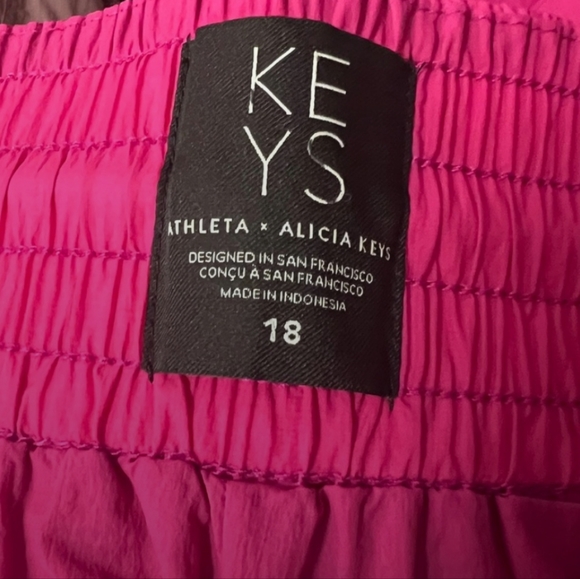 NEW Athleta X Alicia Keys High Waist Utility Pant NWOT fuschia lightweight - Picture 3 of 6